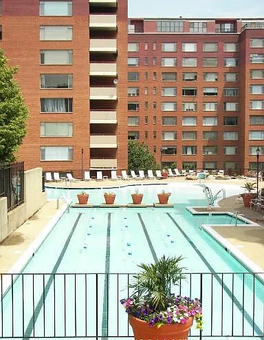 1011 Arlington Blvd #925 — Photo 10