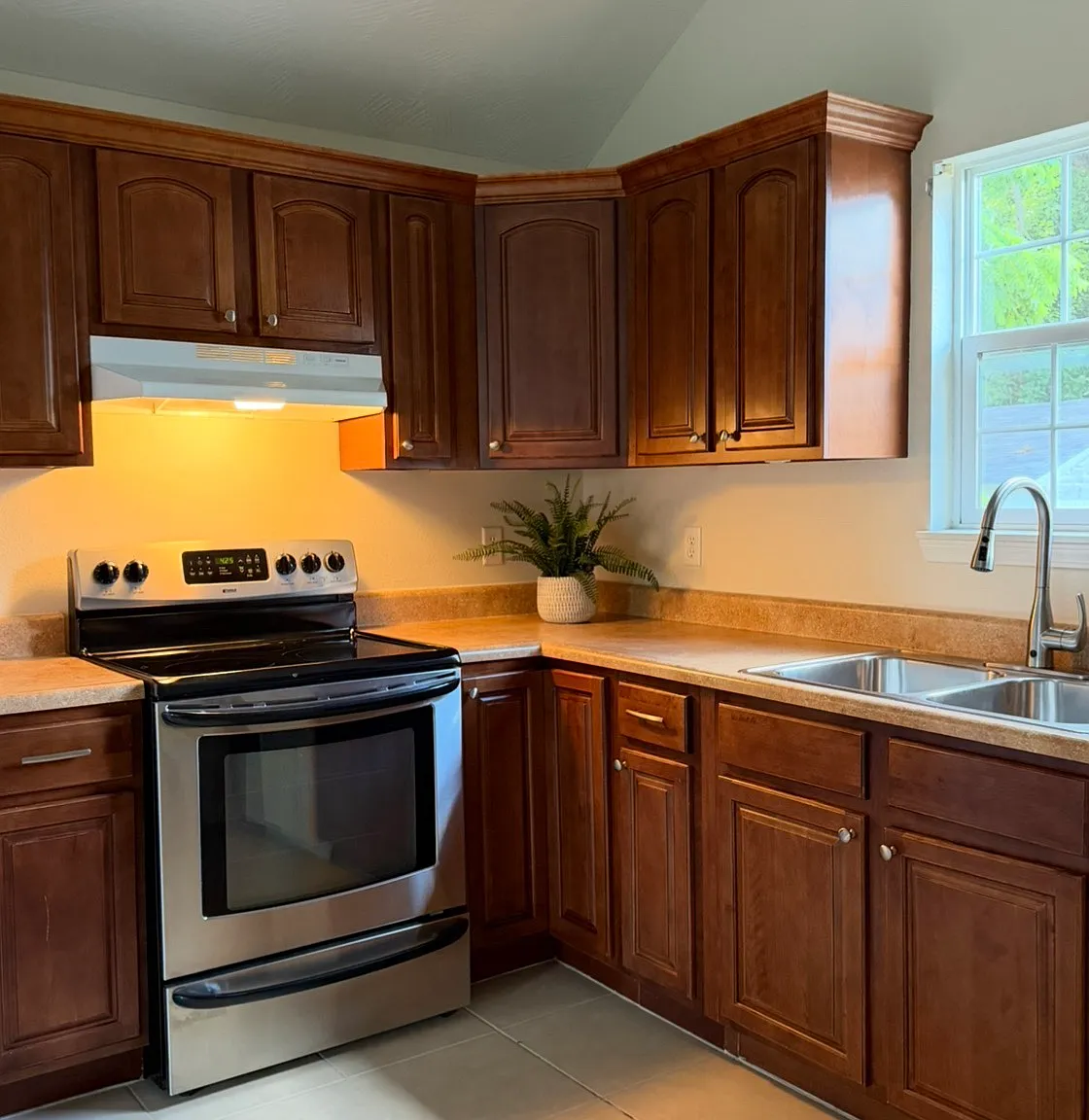 2 bed, 1130 sqft, $1,225 — Photo 3