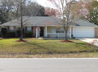 11125 Pin Oak Dr, Biloxi, MS 39532
