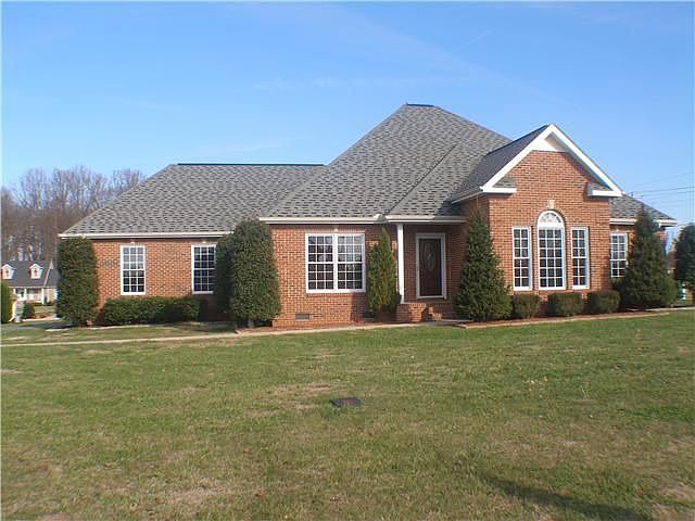 1st image of 18 Favre Cir