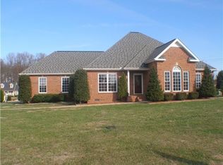 18 Favre Cir, Winchester, TN 37398