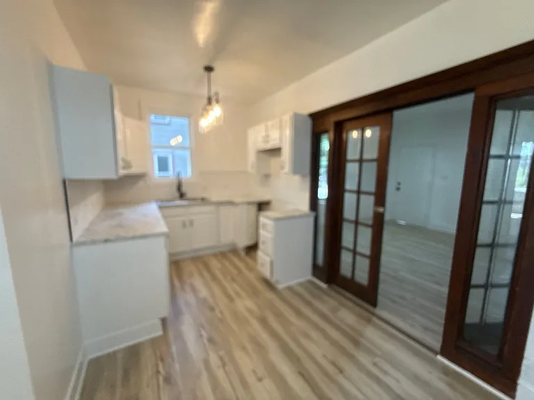 218 S B St #1 — Photo 4