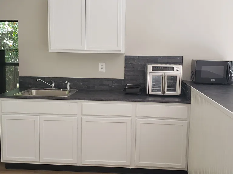 8617 Reecemar Ave — Photo 9