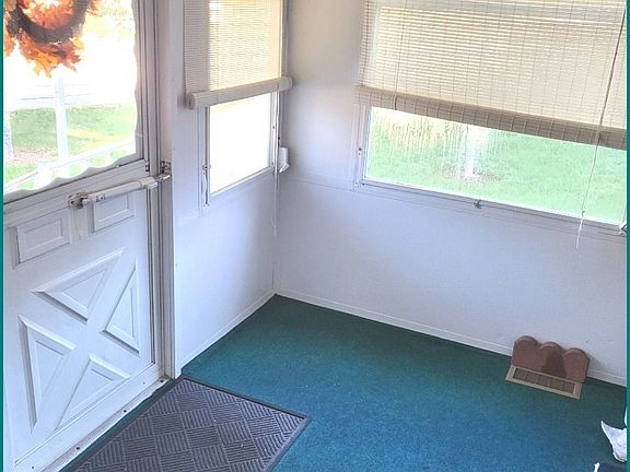 4th image of 1 Ferndale Dr