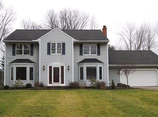 6279 Azalea Cir, Solon, OH 44139