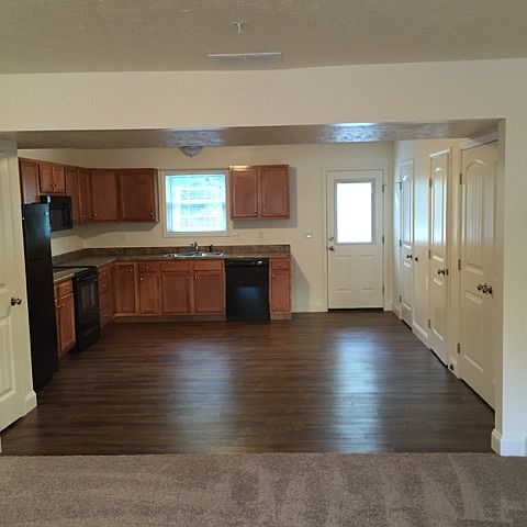 1st image of 112 S Haven Ln #112