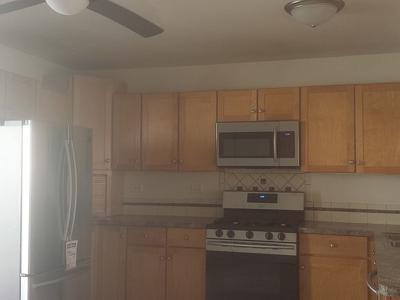 5th image of 304 Candlelight Ct #0