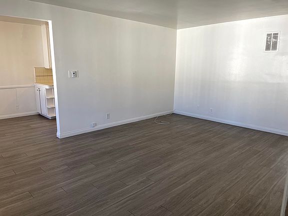 2nd image of 4028 Palmwood Dr #6