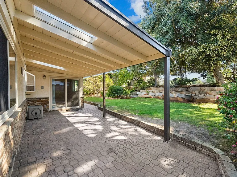 5773 Theta Pl — Photo 32