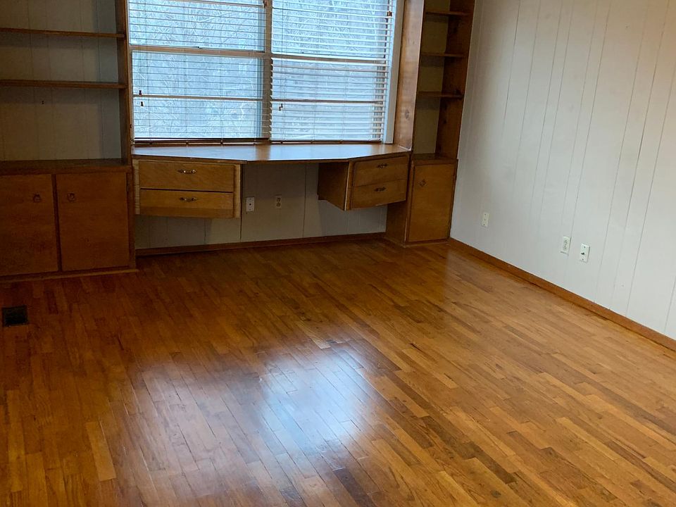 2nd image of 518 Mississippi St