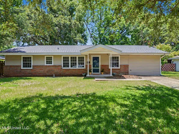 315 45th St, Gulfport, MS 39507