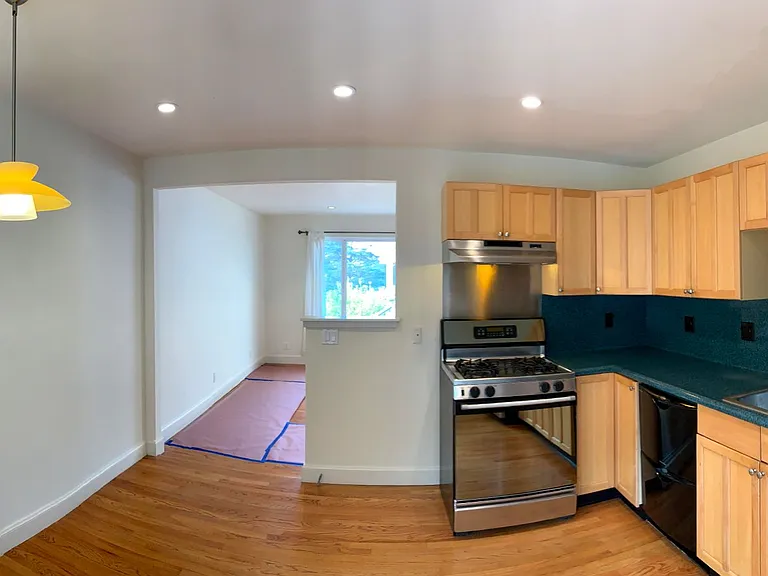 450 Loma Vista Ter — Photo 7