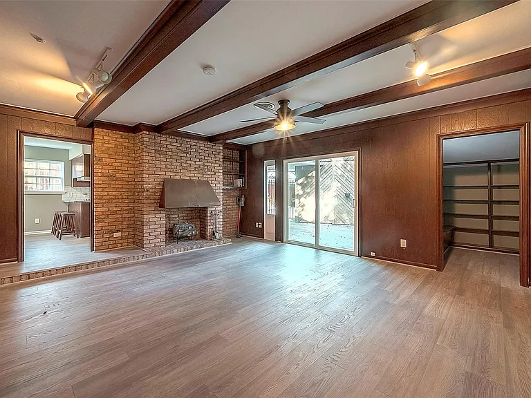 7810 Locke Ln — Photo 10