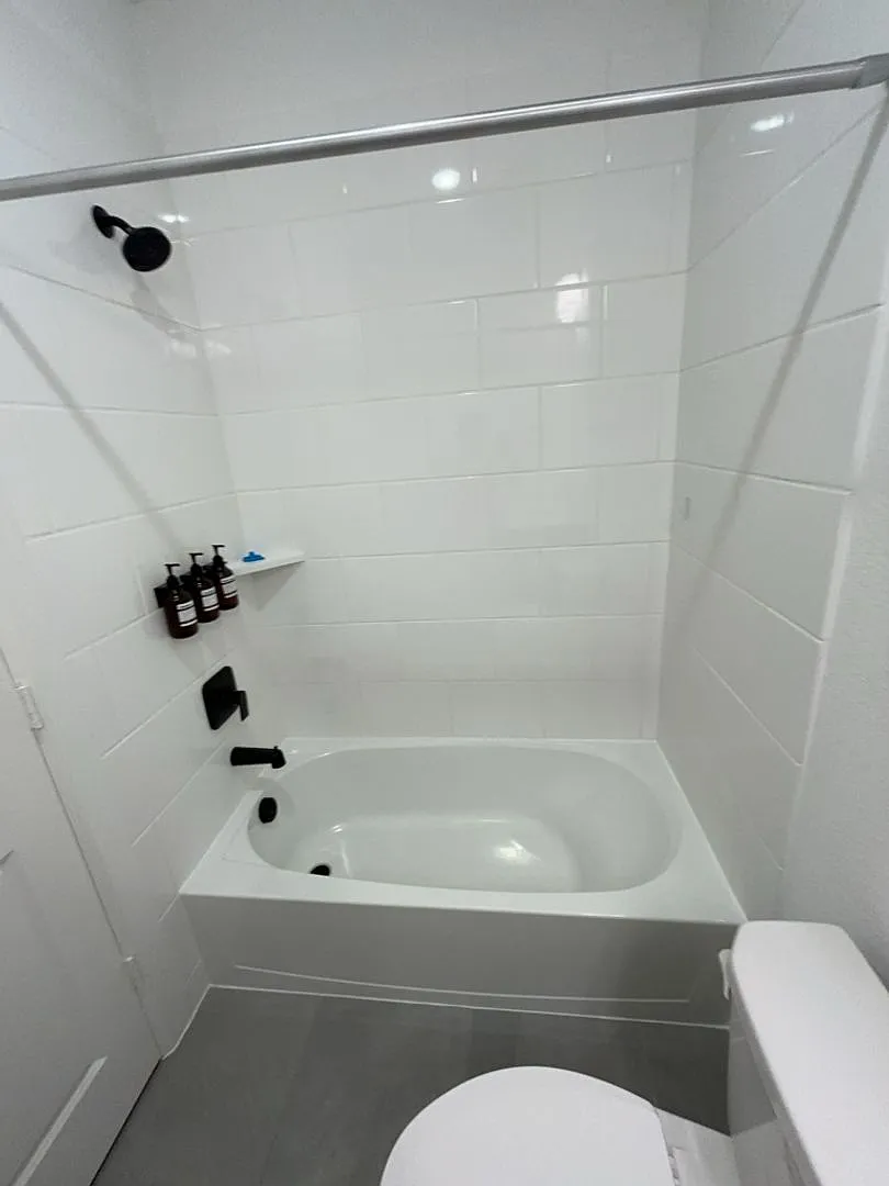 1542 Park Path Dr **Ask About Our No Cash Deposit Option — Photo 4