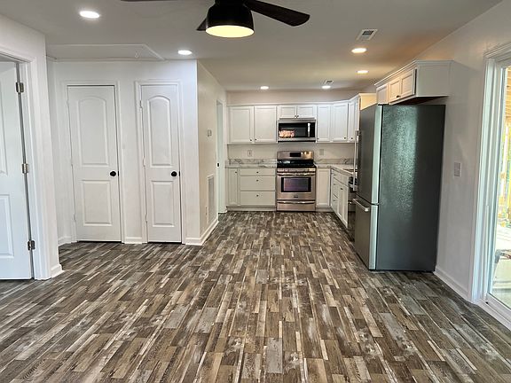 Living Room/Kitchen Area