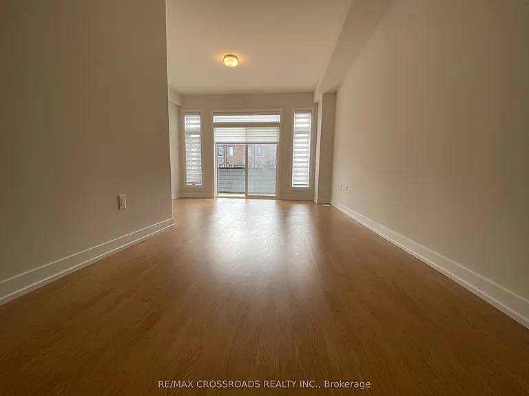 68 Stauffer Cres — Photo 11