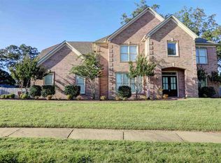 6590 Ferncrest Dr, Bartlett, TN 38135