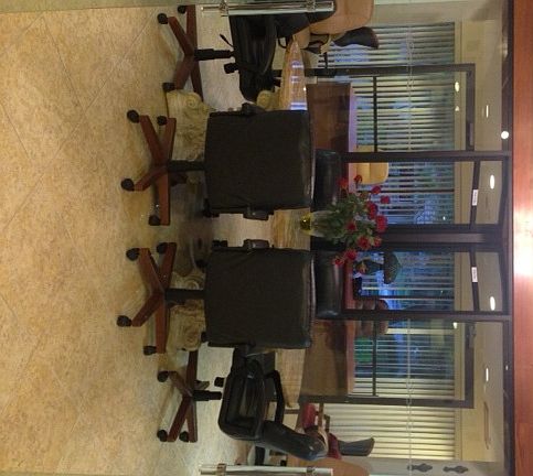 4th image of 665 Tamiami Trl N