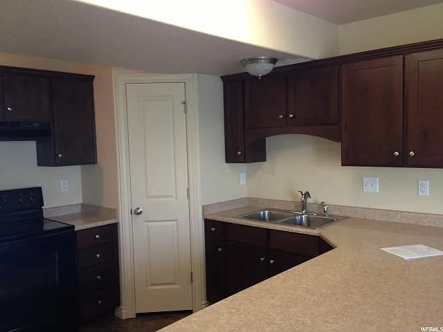 468 N 2650 W #3 — Photo 3