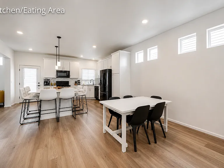 4443 N Quatar Ct — Photo 8