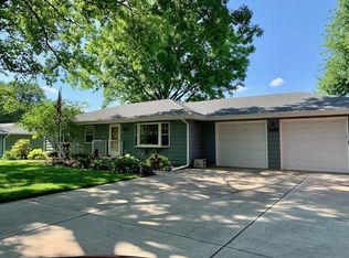 309 E Pleasant Ave, Sandwich, IL 60548