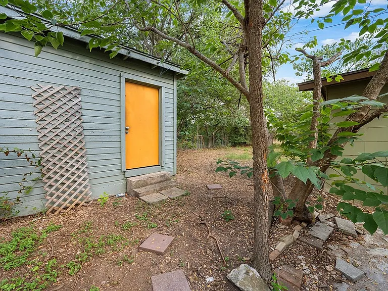 1409 Clifford Ave — Photo 21