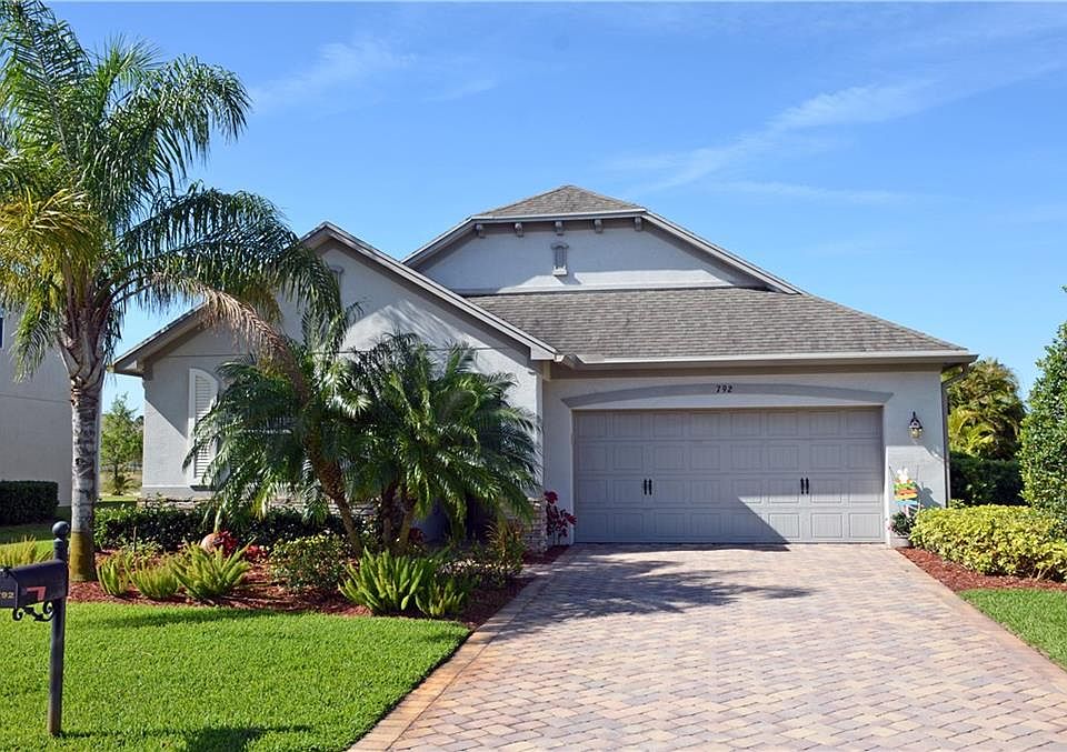 1st image of 792 SW Sun Cir