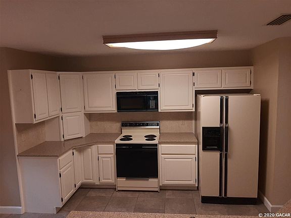 4th image of 4120 NW 35th St