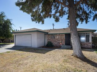 638 W Twain Ave, Clovis, CA 93612