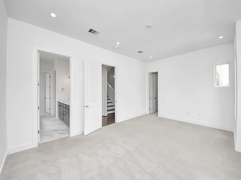 5823 Dolores St — Photo 26
