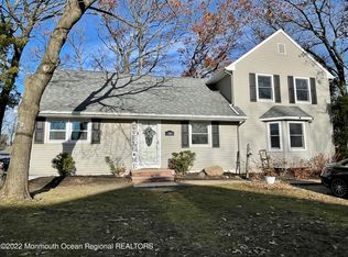 54 Maple St, Beachwood, NJ