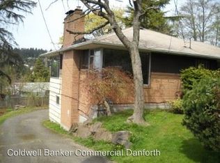 824 SW Shoremont Ave, Normandy Park, WA 98166