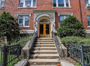 18 Park Vale Ave APT 2, Allston, MA 02134