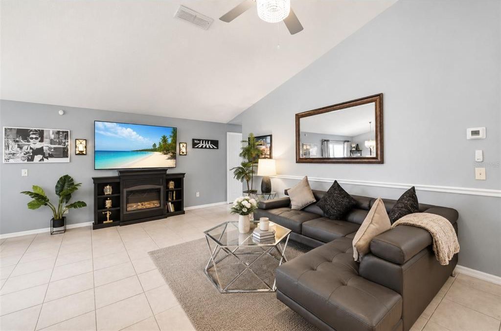 1621 Oak Hill Trl, Kissimmee, FL - View 4