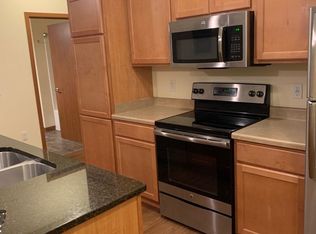 3061 Pleasant St APT 125, Sun Prairie, WI 53590