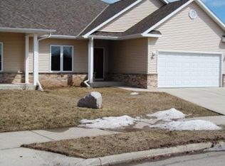 266 Julie Anna Ct, Belgium, WI 53004