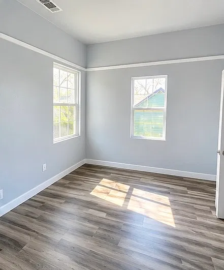 3 bed, 960 sqft, $2,495 — Photo 4