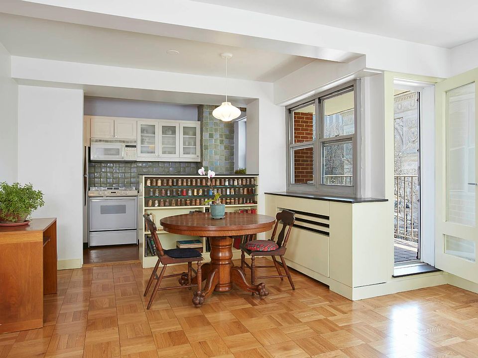 1st image of 2 5th Ave APT 33