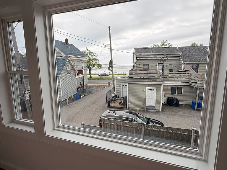 55 Mansfield St #B — Photo 16