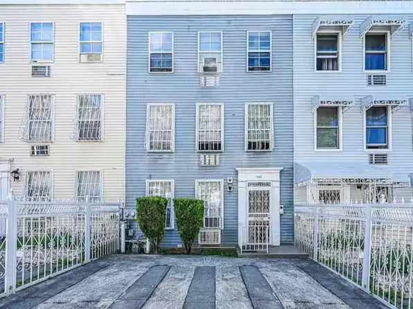 1525 Popham Ave Floor 2, Bronx, NY 10453