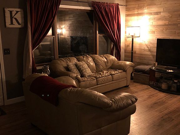 3rd image of 23418 95th Ave N