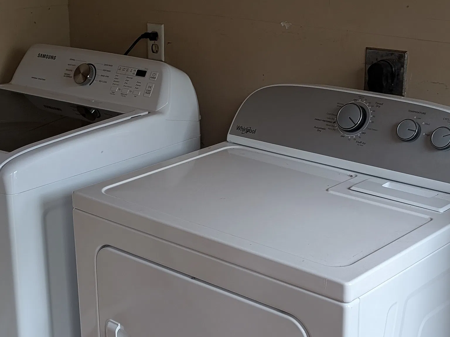 Studio, 400 sqft, $1,200 — Photo 2