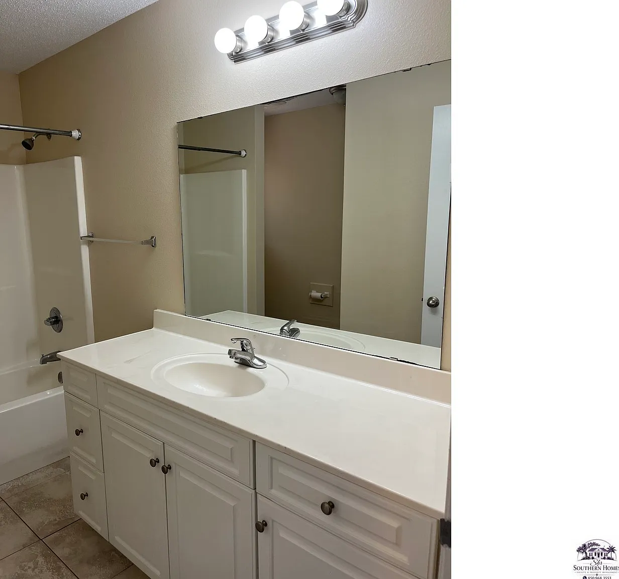 9916 Guidy Lane 502 — Photo 3