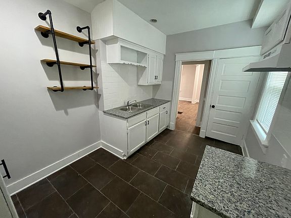 4th image of 119 Hardesty Ave