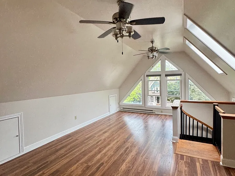 2917 N Cramer St — Photo 2