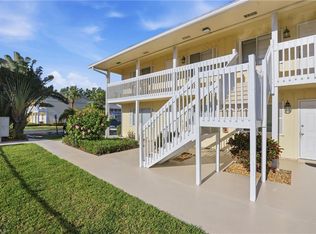4607 Bayshore Dr APT K5, Naples, FL 34112