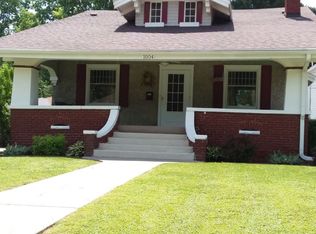 1004 1st Ave E, Oskaloosa, IA 52577