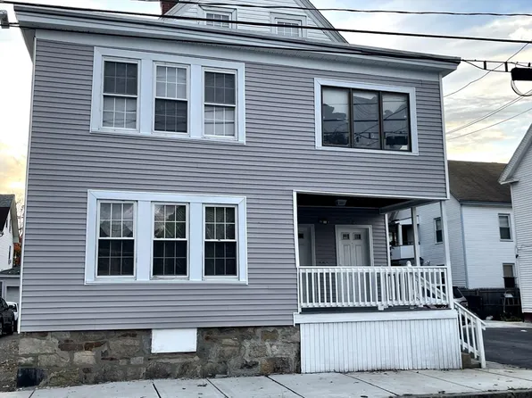 53-55 Phillips St, Lawrence, MA 01843