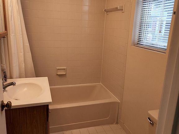 5th image of 1847 Wilson Blvd #5-355