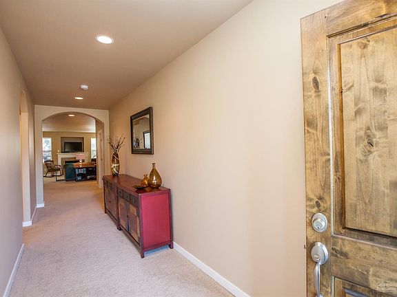 3rd image of 61110 Montrose Pass St #Hs179